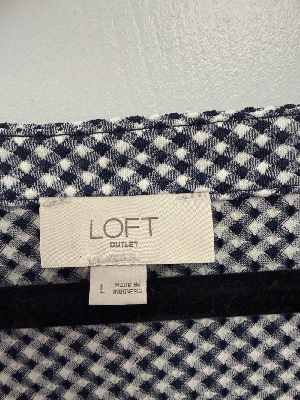 LOFT Outlet Navy and White Gingham Blouse - Picture 3 of 10